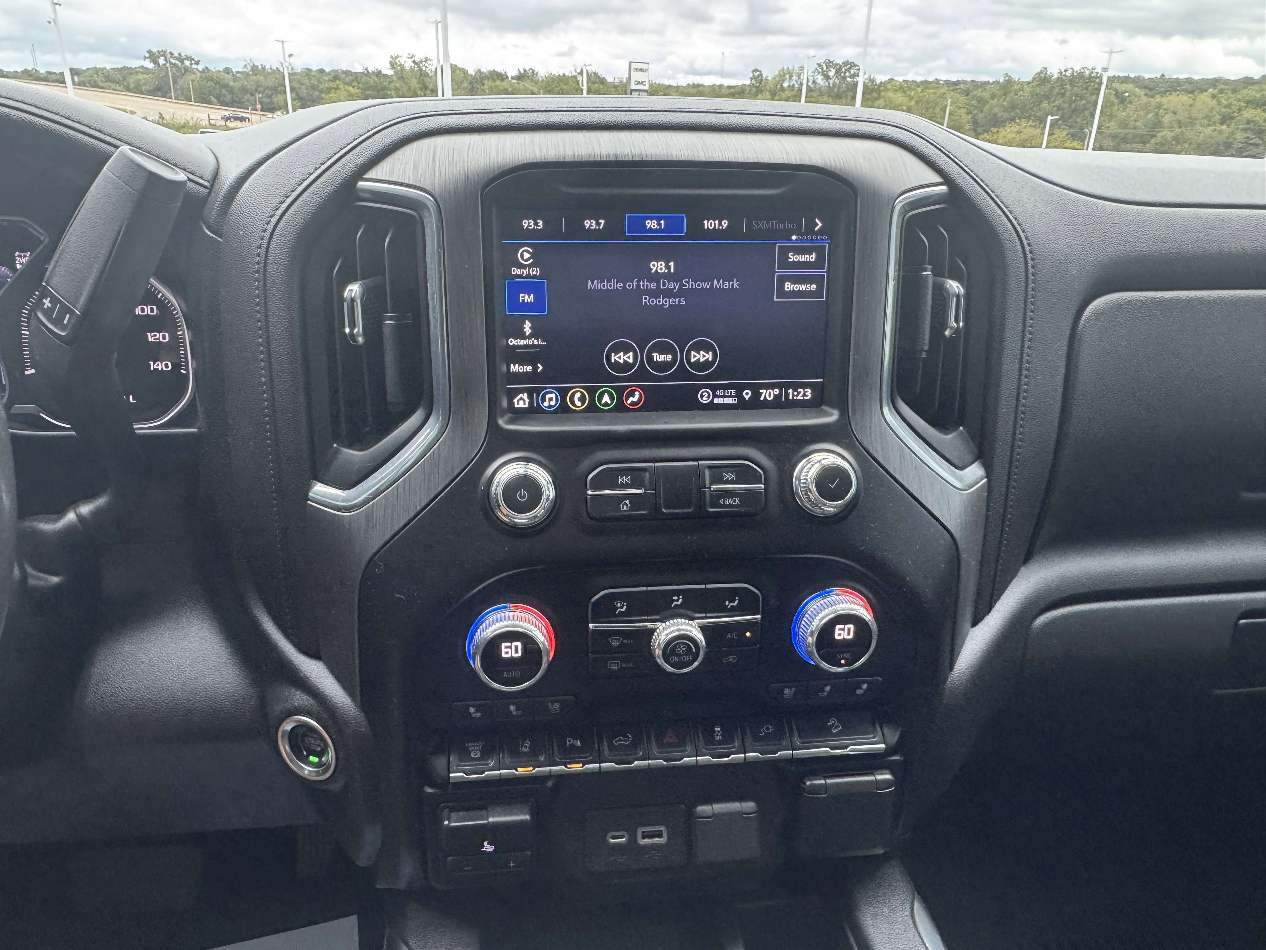 Used 2022 GMC Sierra 2500 Denali image 16