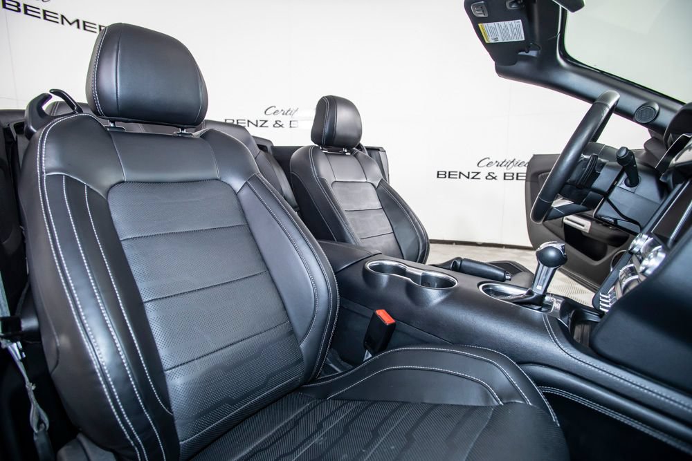 Used 2021 Ford Mustang GT Premium w/ GT Performance Package RWD image 19