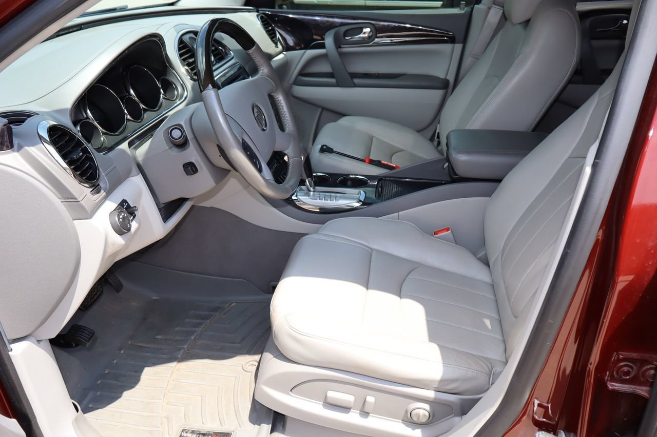 Used 2017 Buick Enclave Premium w/ Experience Buick Package FWD image 16