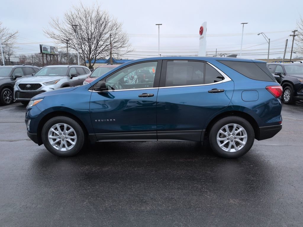 Used 2019 Chevrolet Equinox LT image 2