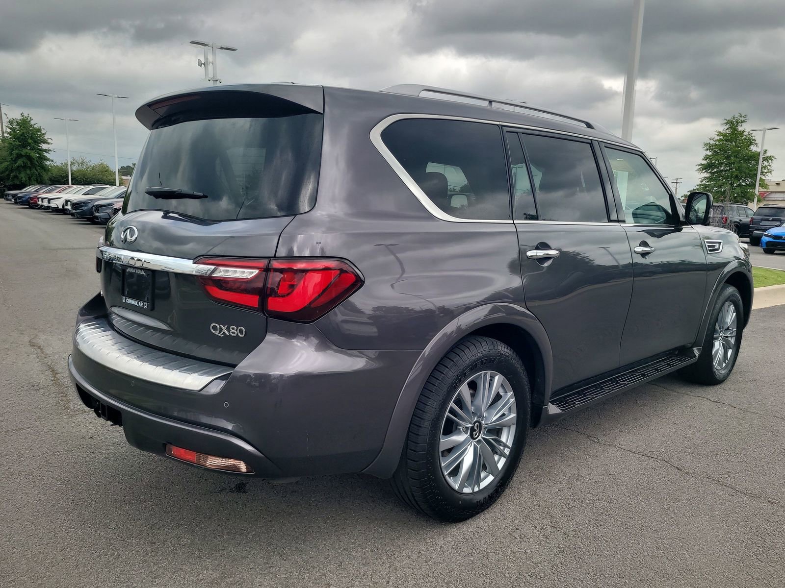Used 2024 INFINITI QX80 Luxe AWD/4WD image 3