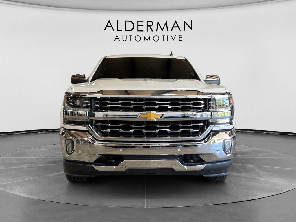 Used 2018 Chevrolet Silverado 1500 LTZ w/ Sport Package AWD/4WD image 8
