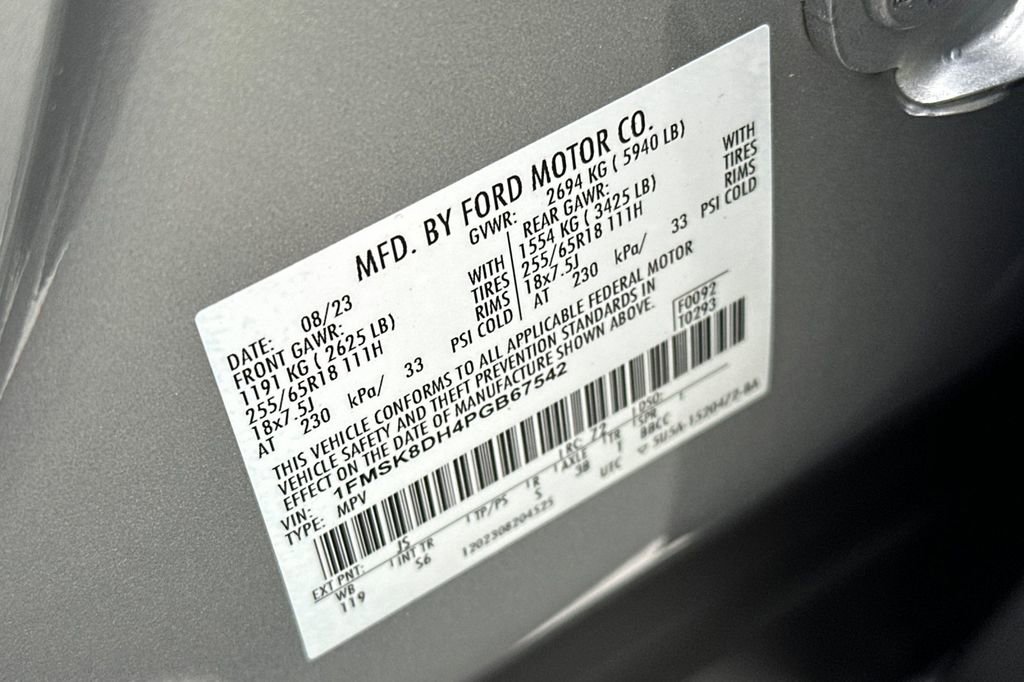 Certified 2023 Ford Explorer XLT w/ Equipment Group 202A image 24