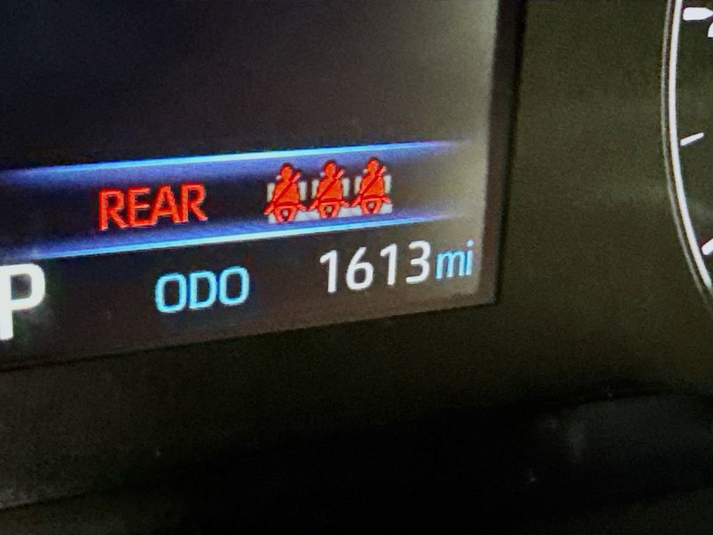 Certified 2025 Toyota Corolla SE image 4