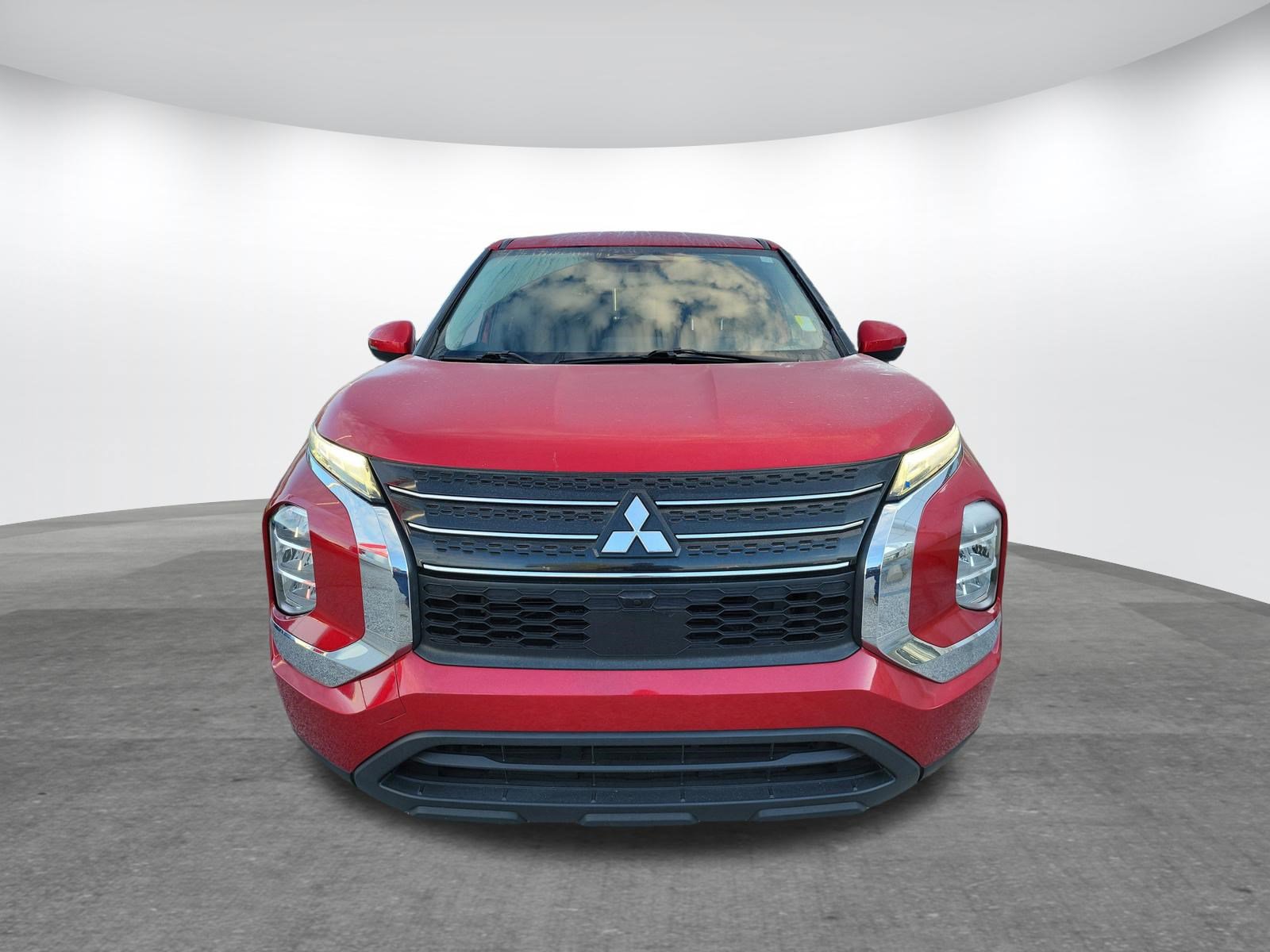 Used 2022 Mitsubishi Outlander ES video 2