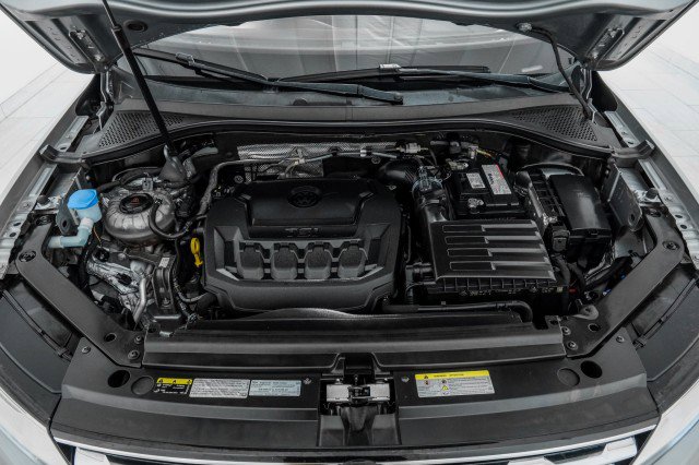 Used 2021 Volkswagen Tiguan SE R-Line image 54