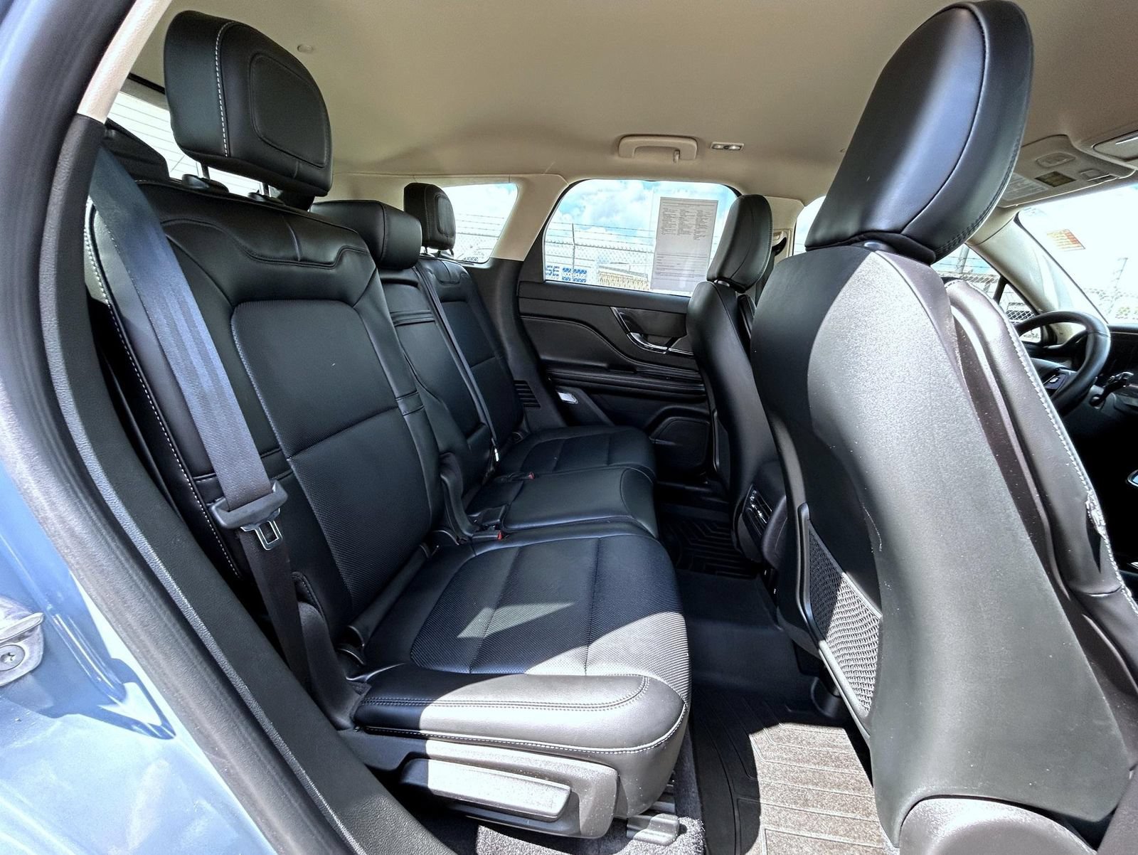 Used 2023 Lincoln Corsair AWD w/ Equipment Group 101A image 19