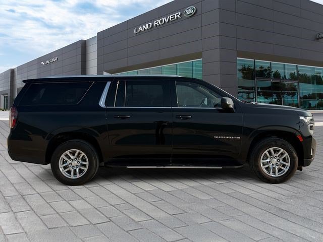 Used 2023 Chevrolet Suburban LT RWD image 6