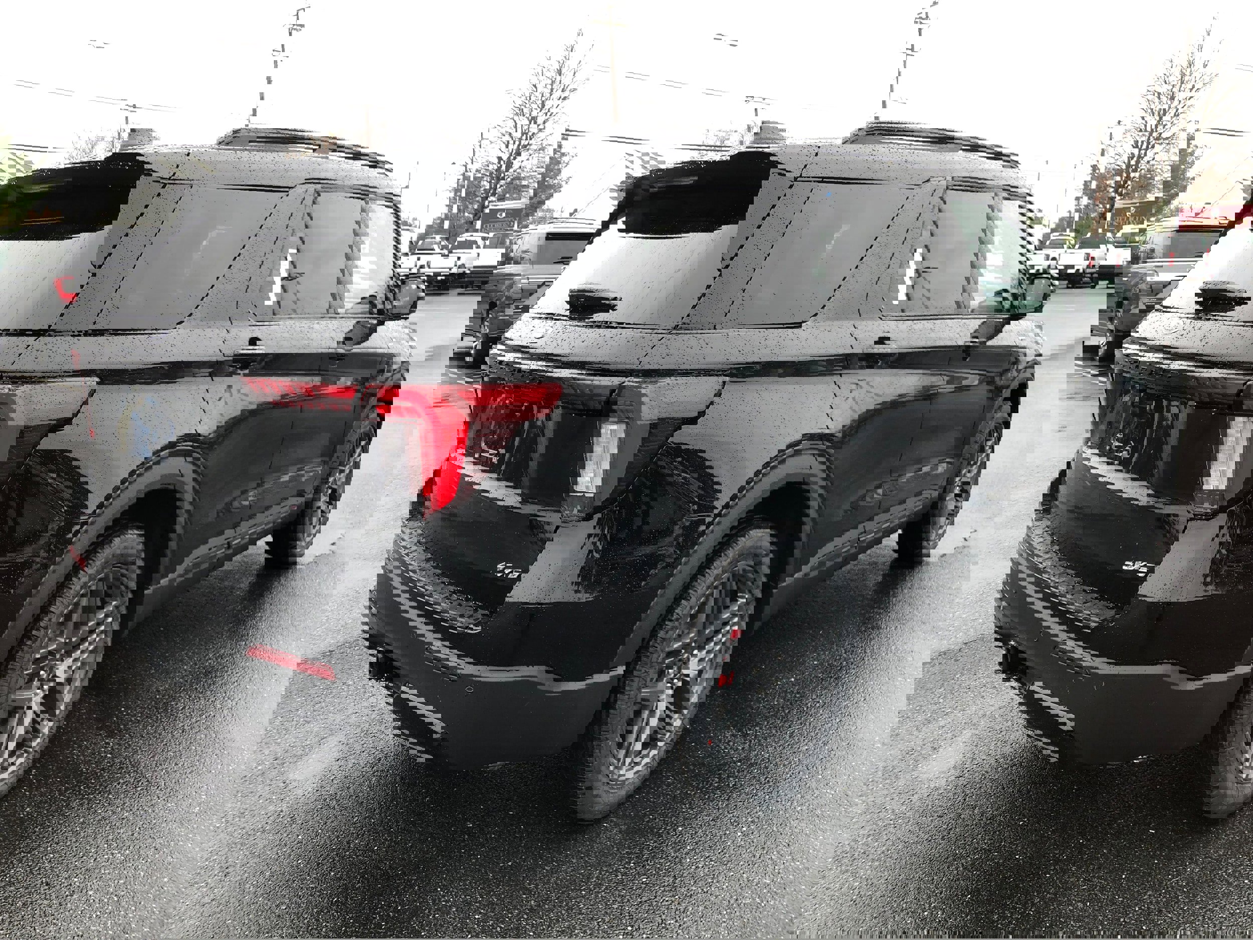 New 2026 Ford Explorer ST-Line w/ ST-Line Street Pack image 12