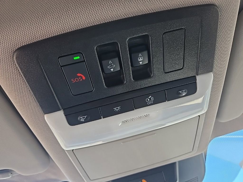 Used 2023 Nissan Rogue SL w/ SL Premium Package image 27