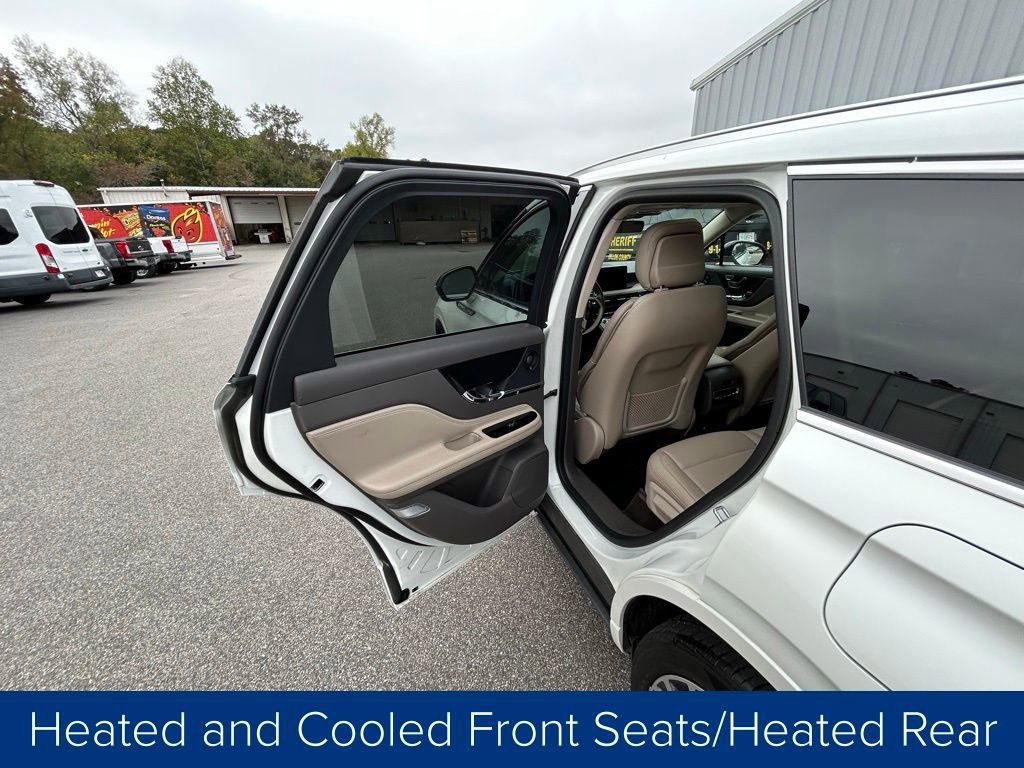 Used 2020 Lincoln Corsair Reserve w/ Equipment Group 201A image 17