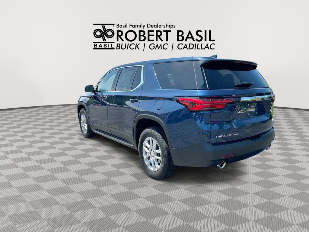 Used 2022 Chevrolet Traverse LS AWD/4WD image 6