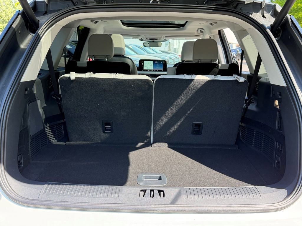 New 2026 Lincoln Aviator AWD image 10