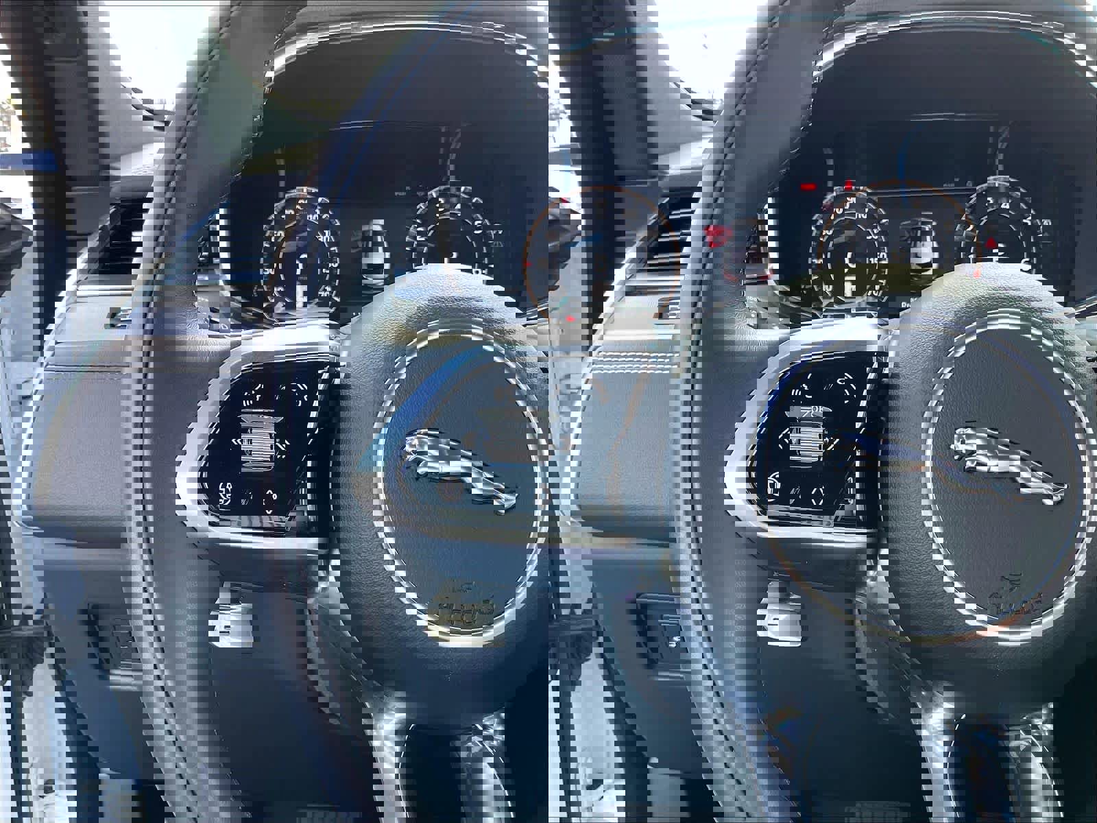 Used 2025 Jaguar F-PACE R-Dynamic S image 20