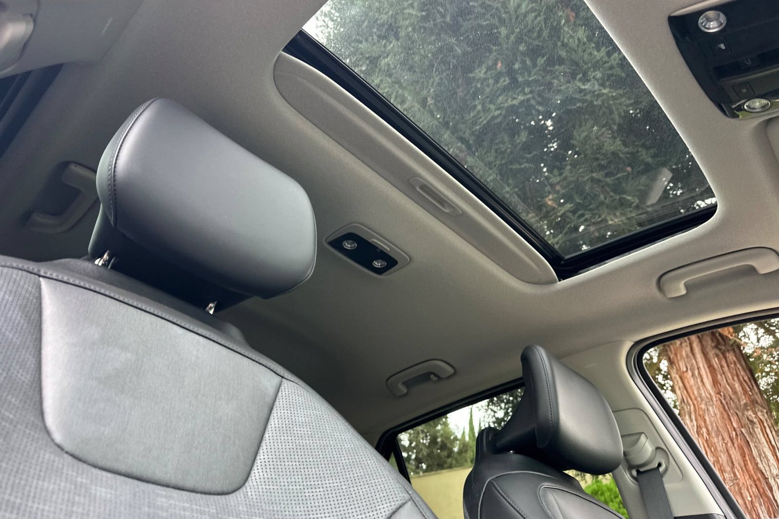 Certified 2024 Kia Niro SX Touring FWD image 14