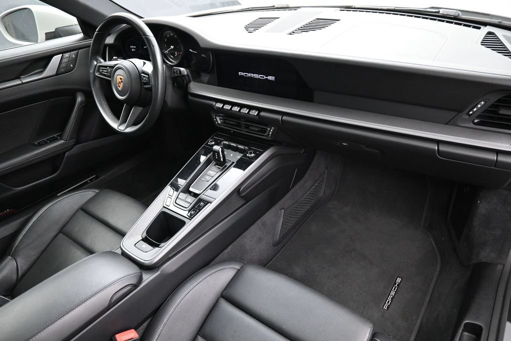 Certified 2022 Porsche 911 Carrera RWD image 31