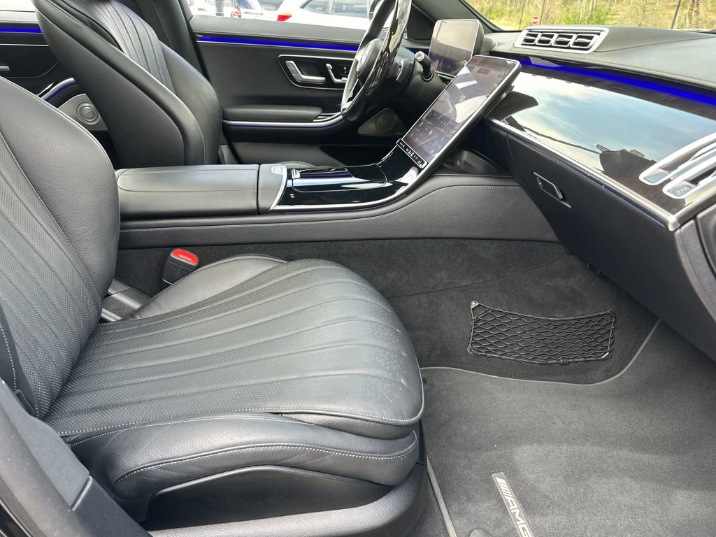 Certified 2022 Mercedes-Benz S 500 4MATIC w/ AMG Line Package image 38