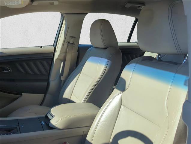 Used 2012 Ford Taurus SEL image 11