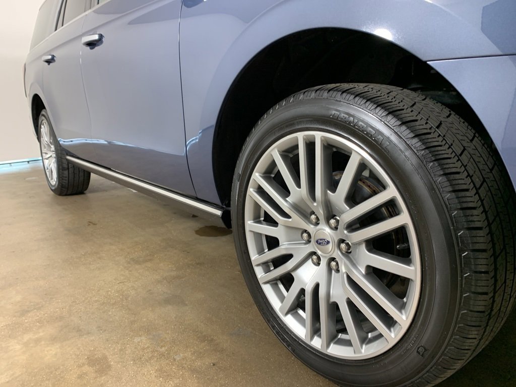 Used 2022 Ford Expedition Max Limited image 38