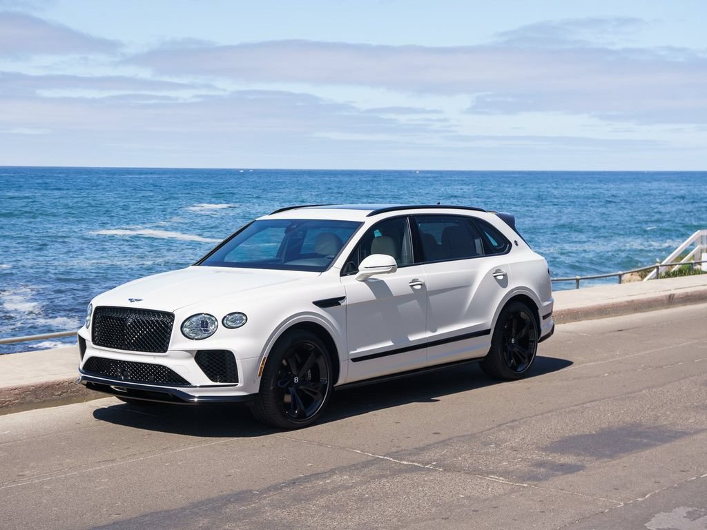Used 2025 Bentley Bentayga Extended Wheelbase AWD/4WD image 1