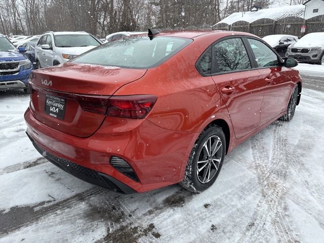 Used 2024 Kia Forte LXS w/ LXS Technology Package image 5