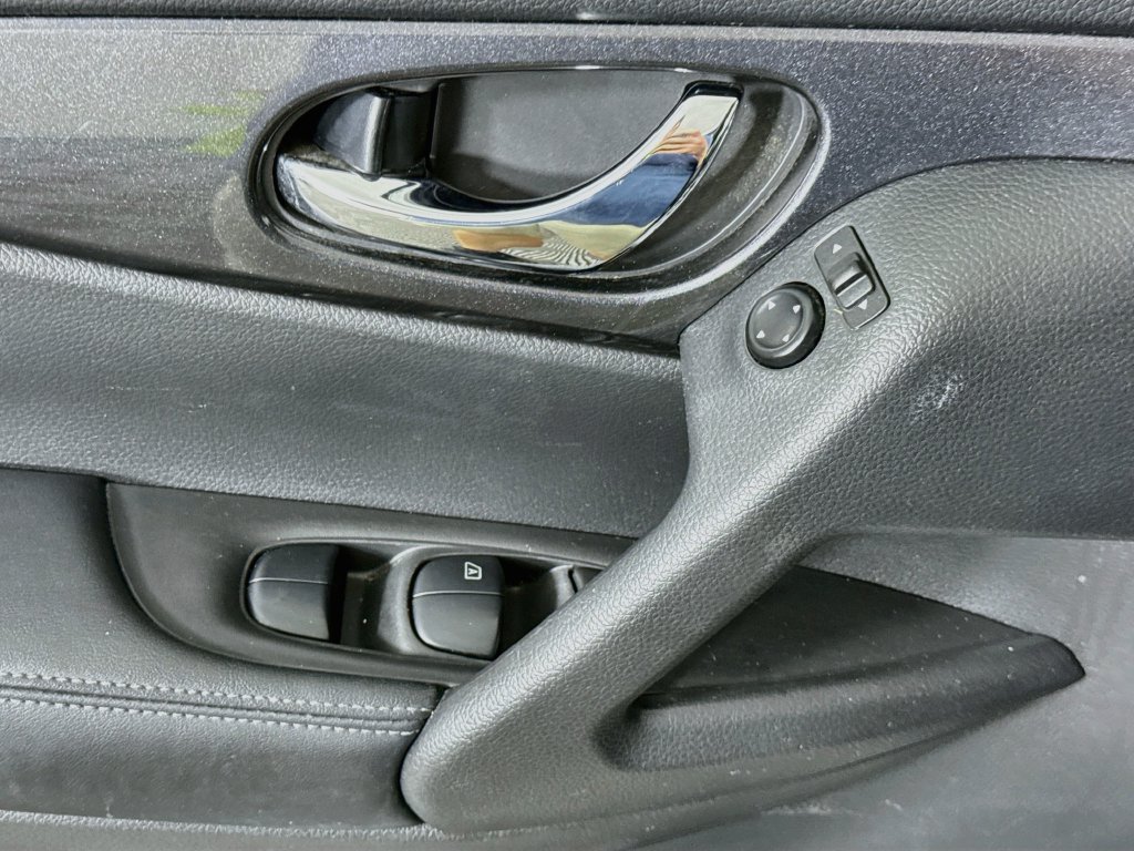 Certified 2020 Nissan Rogue SV AWD/4WD image 23
