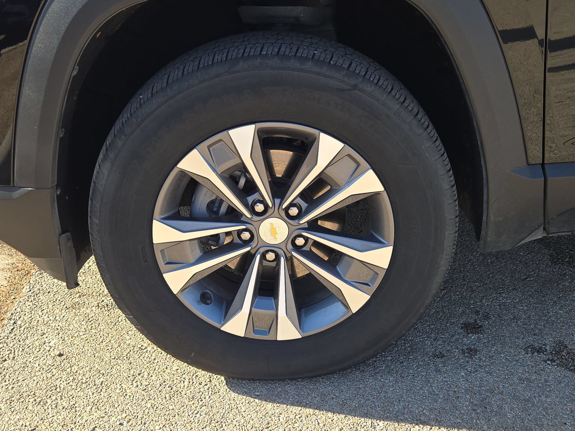 Used 2026 Chevrolet Equinox LT w/ Convenience Package II FWD image 11