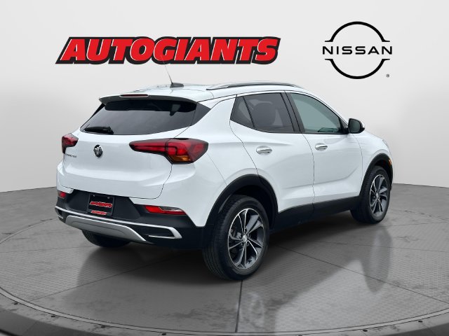 Used 2023 Buick Encore GX Select FWD image 2