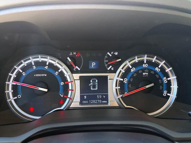 Used 2017 Toyota 4Runner SR5 image 7