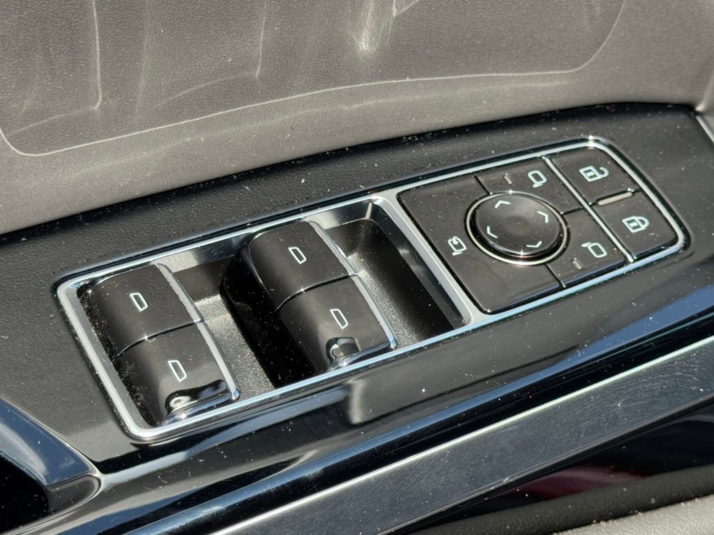 Used 2025 Cadillac Escalade V image 19