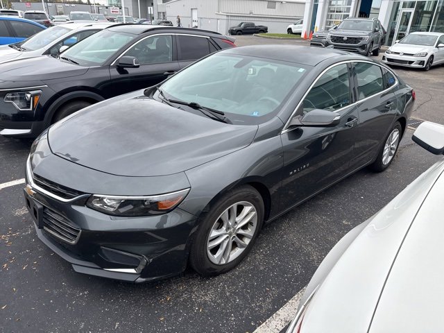 Used 2016 Chevrolet Malibu LT w/ Leather Package image 2