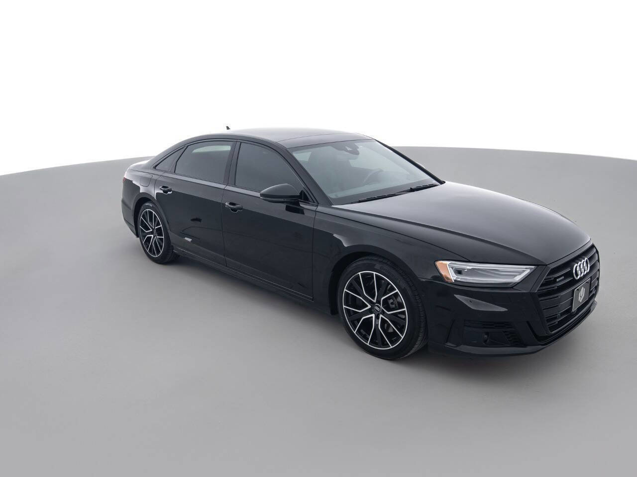 Used 2020 Audi A8 L 4.0T w/ Executive Package image 3