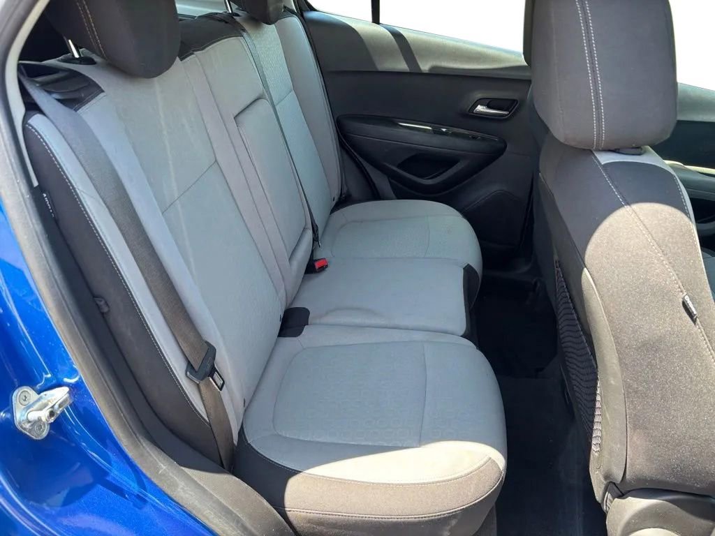 Used 2016 Chevrolet Trax LS AWD/4WD image 25