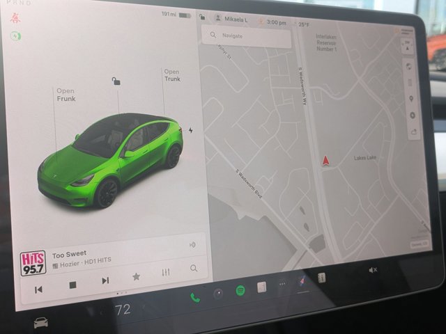 Used 2021 Tesla Model Y Long Range image 13