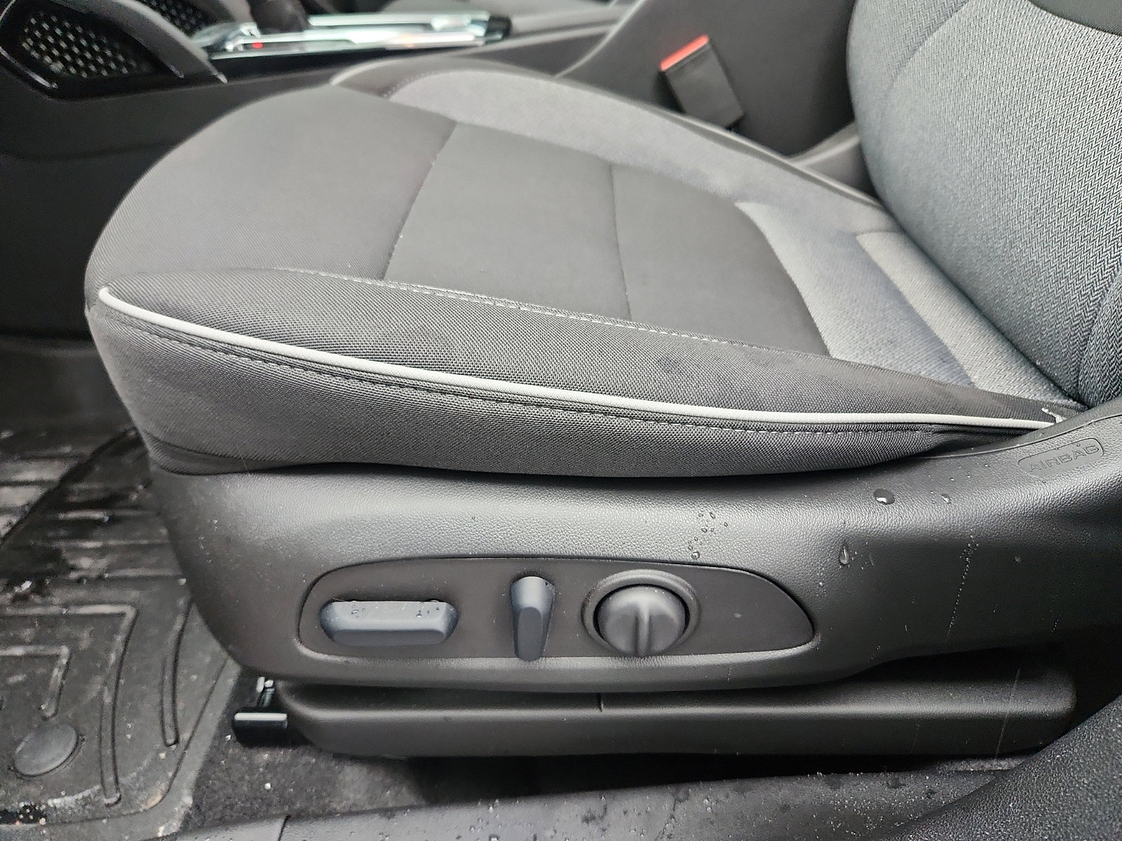 Used 2026 Chevrolet TrailBlazer LT w/ Convenience Package image 23