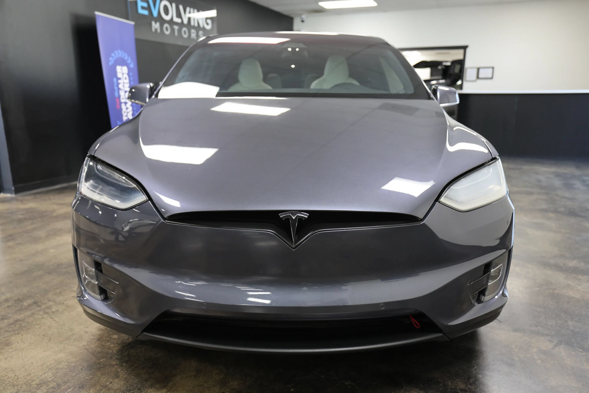 Used 2018 Tesla Model X 100D AWD/4WD image 6