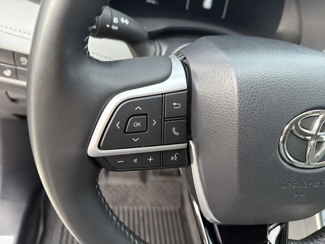 Used 2023 Toyota Highlander Limited AWD/4WD image 17