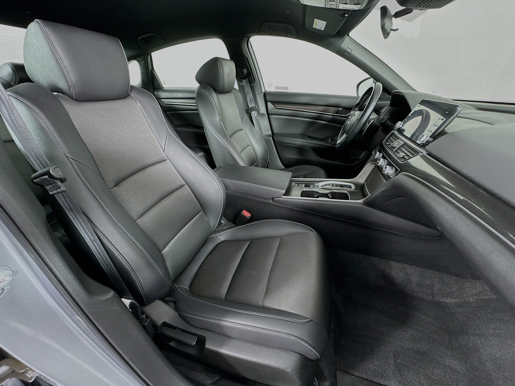 Certified 2022 Honda Accord Sport image 25
