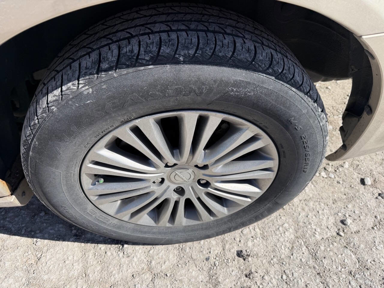 Used 2013 Chrysler Town & Country Touring-L w/ Driver Convenience Group FWD image 11