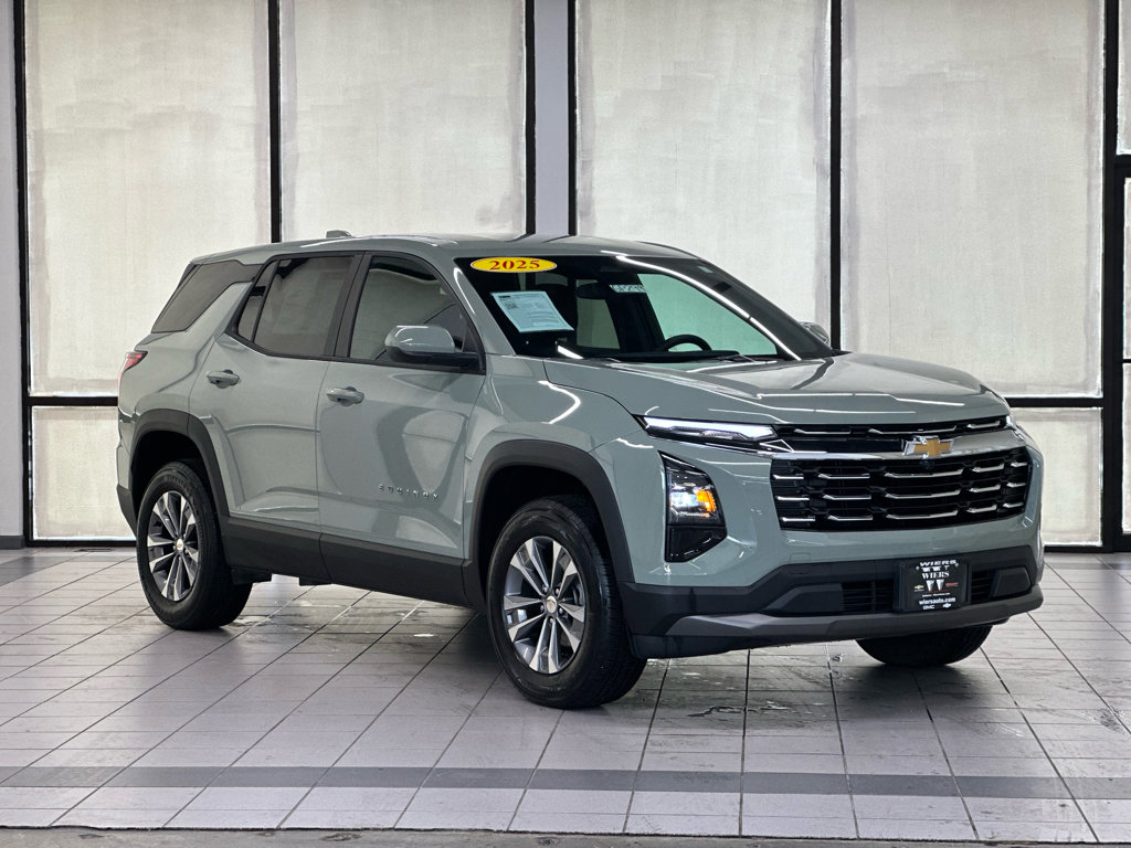 Certified 2025 Chevrolet Equinox LT FWD image 1