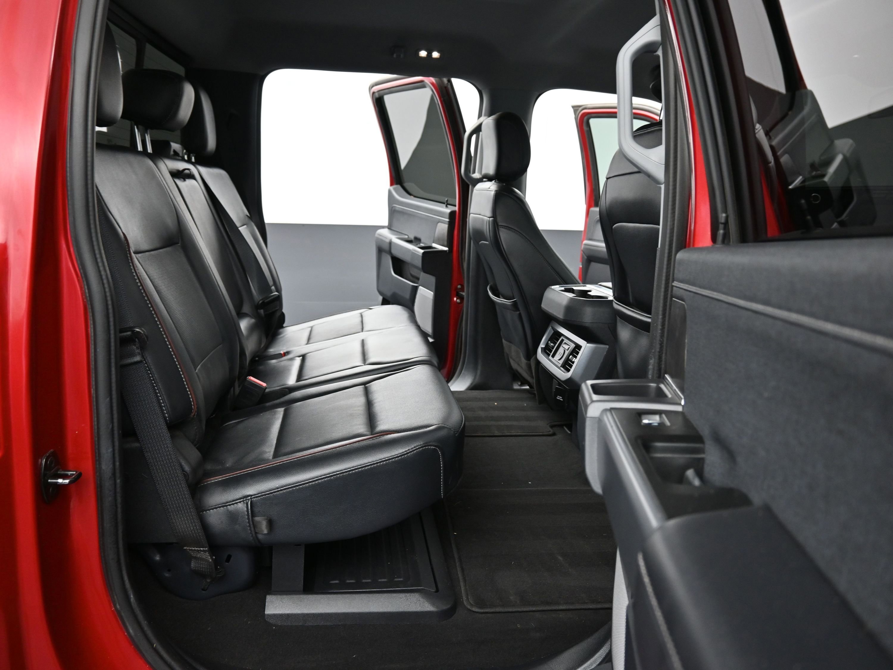 Used 2024 Ford F350 Lariat w/ Lariat Ultimate Package image 17