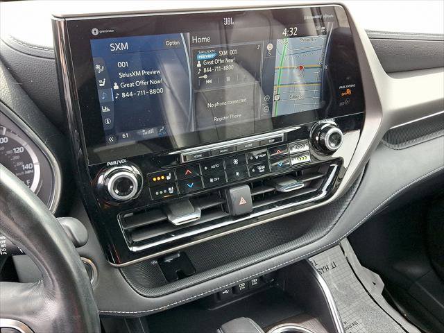 Used 2021 Toyota Highlander Limited AWD/4WD image 11