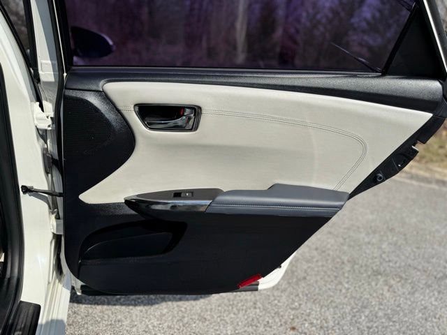 Used 2014 Toyota Avalon XLE Touring image 14