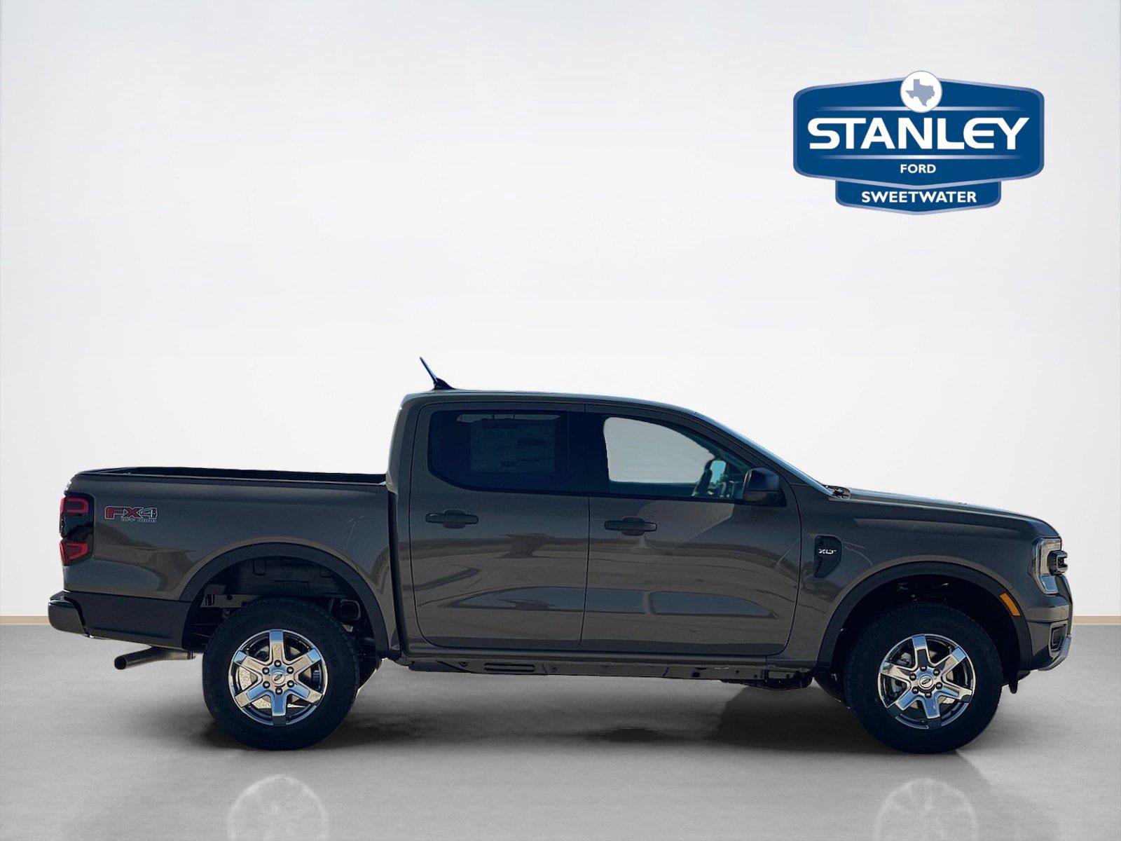 New 2026 Ford Ranger XLT w/ FX4 Off-Road Package AWD/4WD image 9