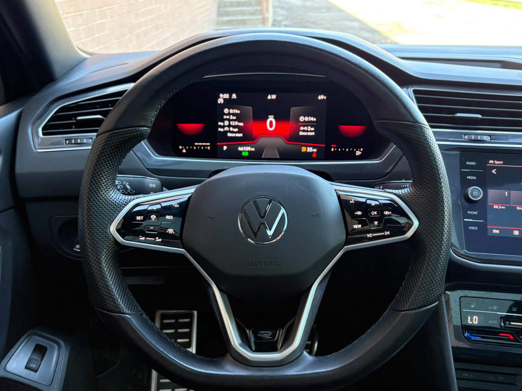 Used 2022 Volkswagen Tiguan SE R-Line AWD/4WD image 37