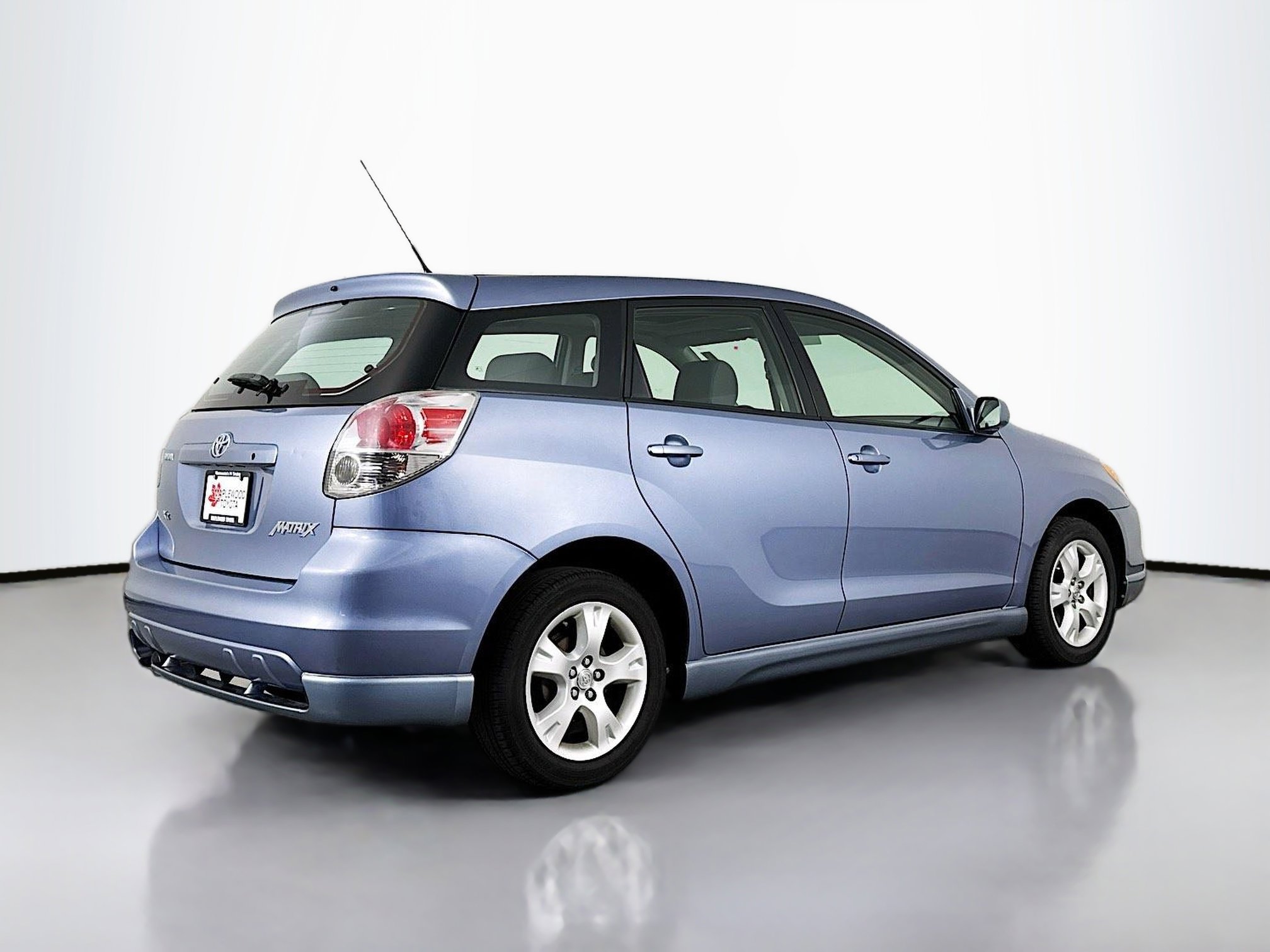 Used 2005 Toyota Matrix XR FWD image 7