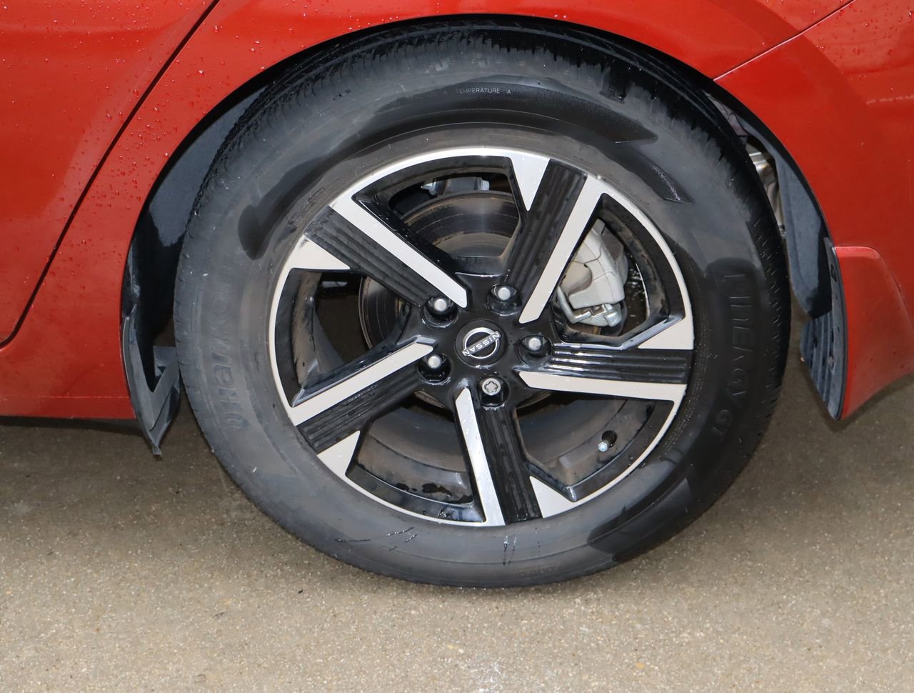 Used 2024 Nissan Sentra SV w/ Trunk Package image 26