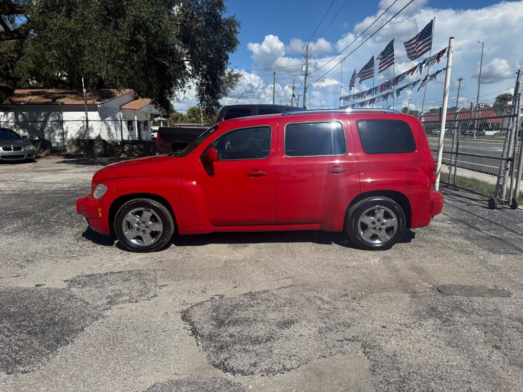 Used 2011 Chevrolet HHR LT FWD image 10