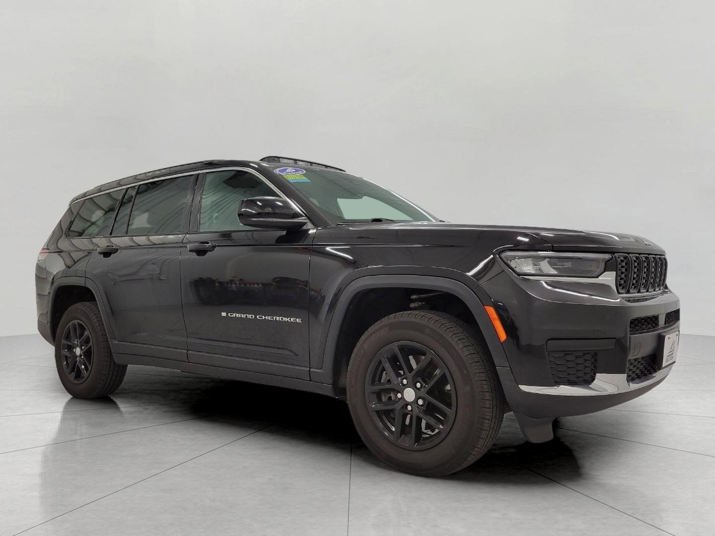 Used 2025 Jeep Grand Cherokee L Laredo