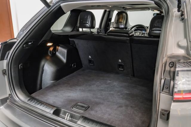 Used 2020 Jeep Cherokee Latitude Plus w/ Comfort/Convenience Group image 47